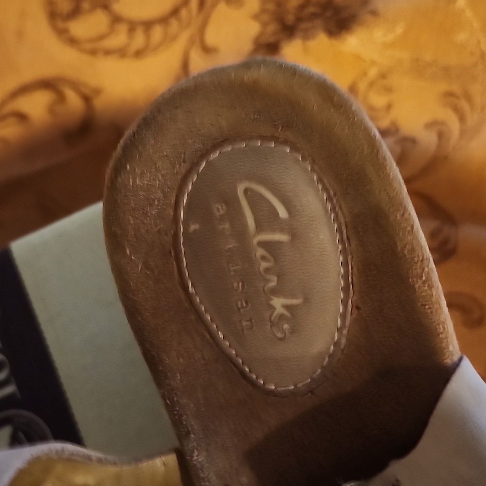 Clark's 3" Heels - Picture 3 of 7